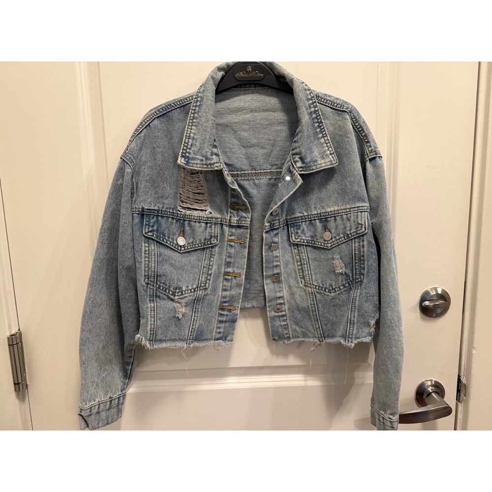 SHEIN Cropped Denim Jacket Distressed Light Wash Raw Hem Women Trendy